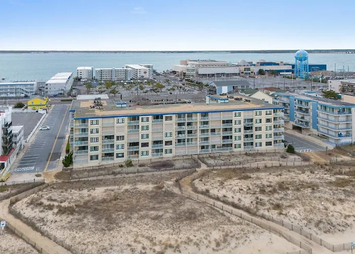 Floor Oceanfront Convention Center